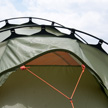Ventilatie aan beide uiteinden van de tent om condensvorming tegen te gaan.