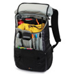 De Versapack 200 AW biedt ruimte aan veel extra materiaal, zoals een echte dagrugzak..