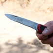 De RangerGrip 155 is uitgevoerd met een serrated mes.