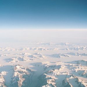Media 'Groenland vanaf 12 km hoogte' in album 'Alaska zomer 2003'
