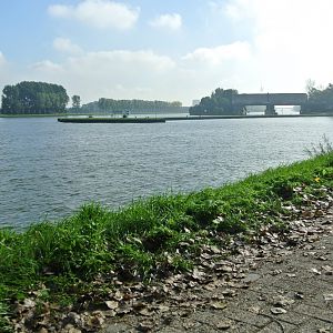 De Plofsluis in het Amsterdam Rijn kanaal